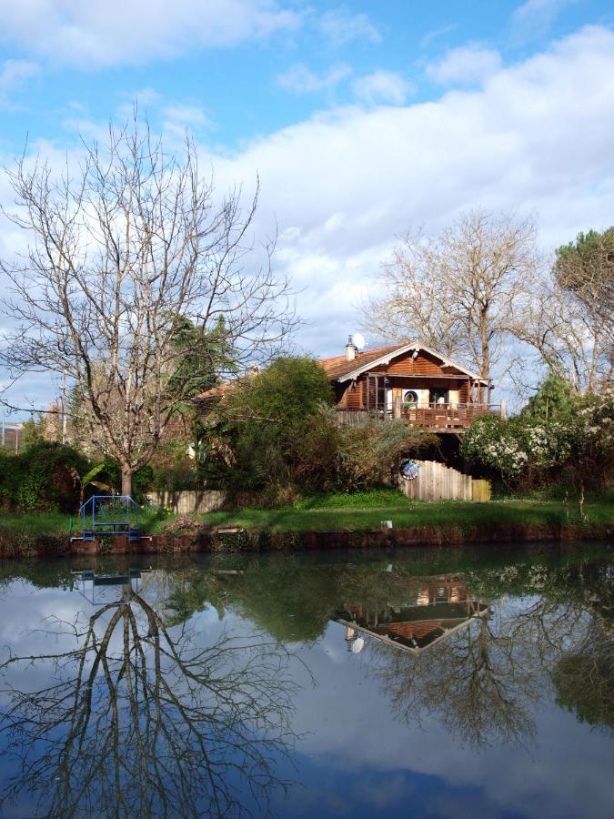 Gîte Au Jardin Meilhan-sur-Garonne Extérieur photo