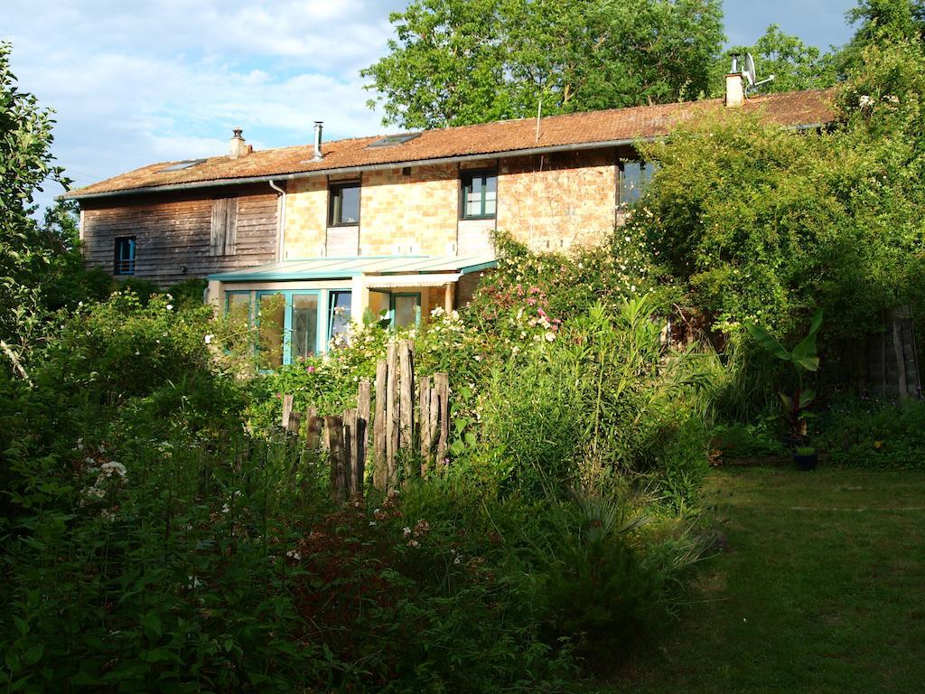 Gîte Au Jardin Meilhan-sur-Garonne Chambre photo