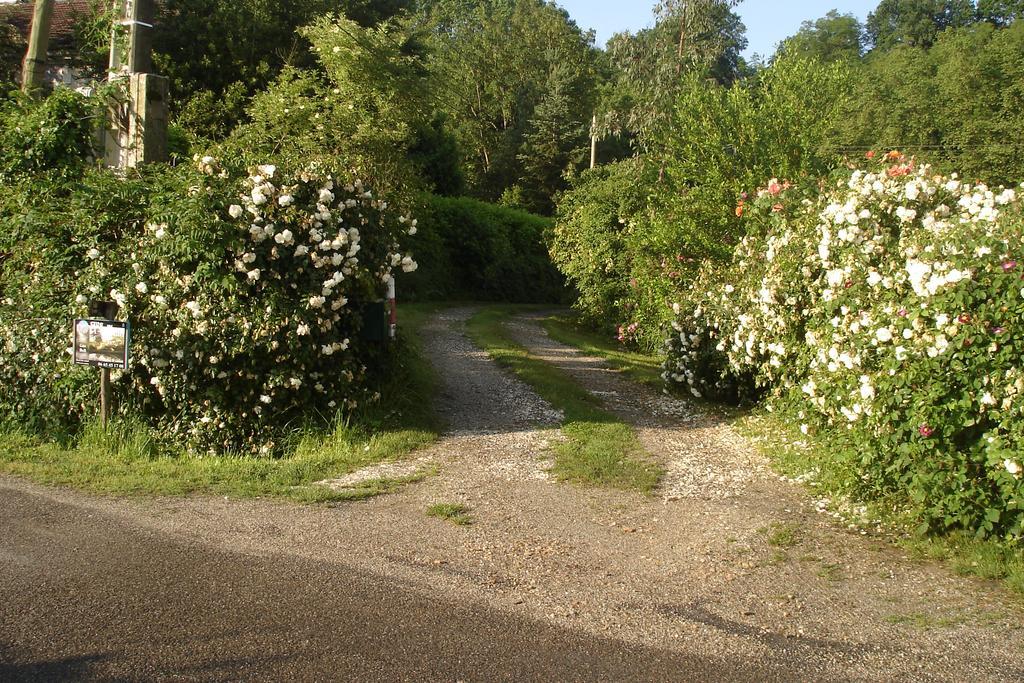 Gîte Au Jardin Meilhan-sur-Garonne Extérieur photo